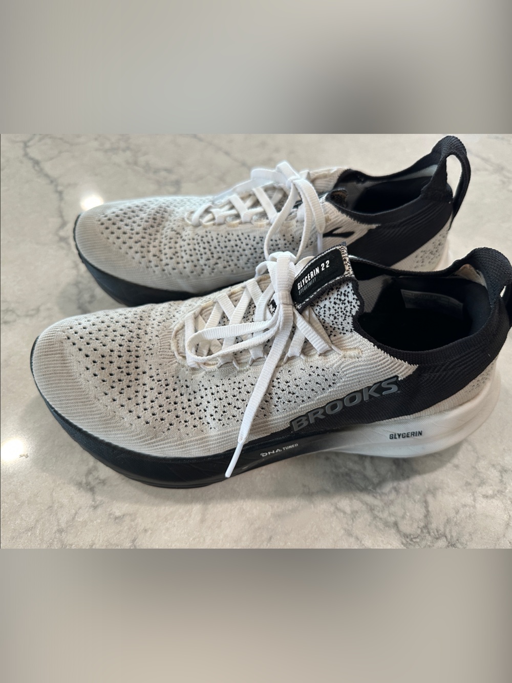 Brooks Glycerin Running Shoes - White and Black